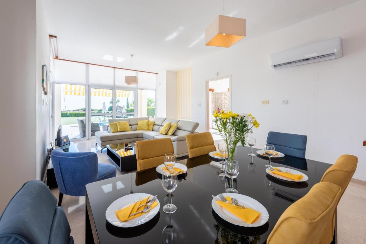 Villa Savoya Sunrise By Ezoria Villas คอรัลเบย์ ภายนอก รูปภาพ